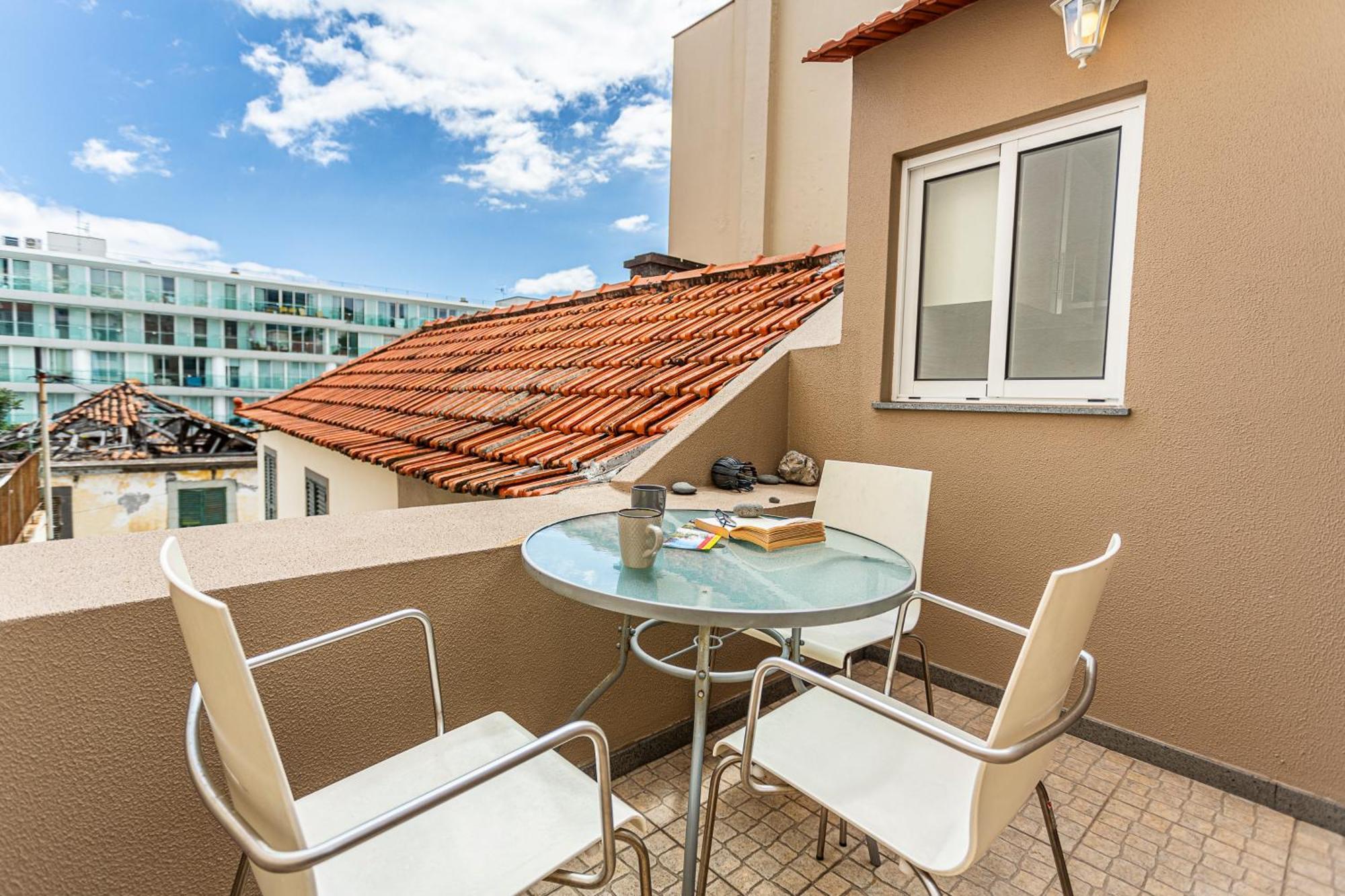 Holiday Home Funchal Center Bagian luar foto